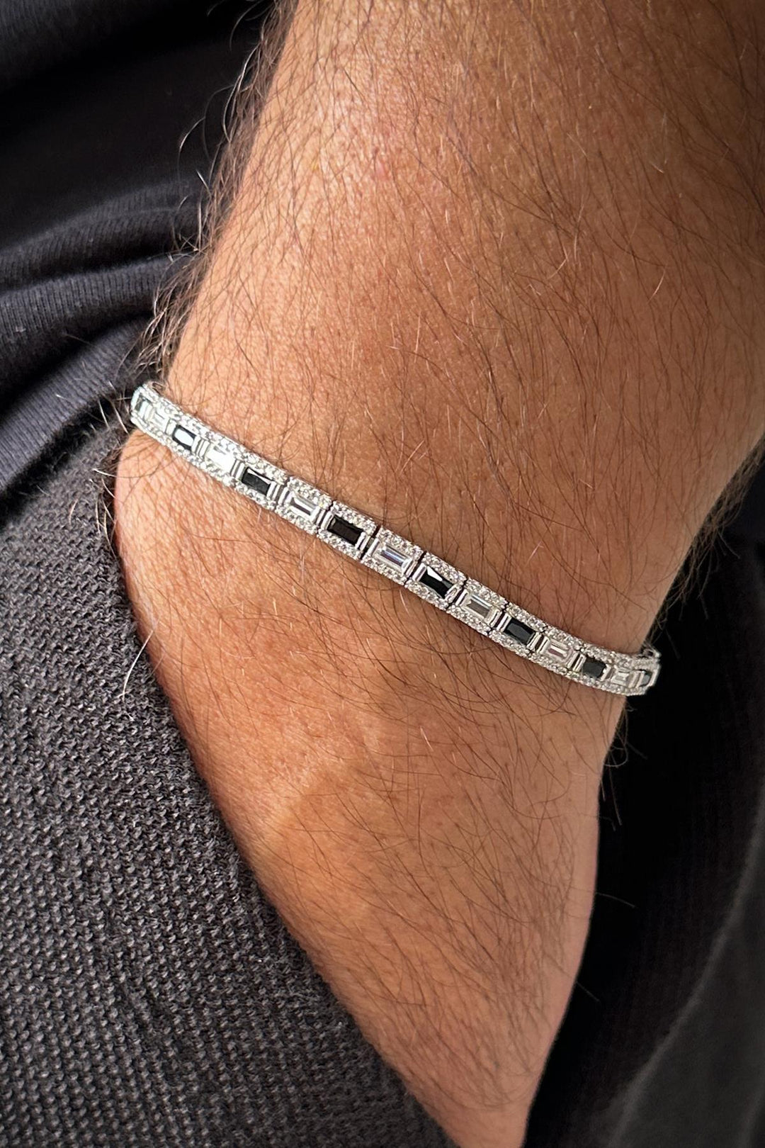 NVM FRNCH 925 Sterling Silver Italian Model Zircon Stone Black-White Color Men's Bracelet FRJ12181-3181-SB2 - Caerphilly