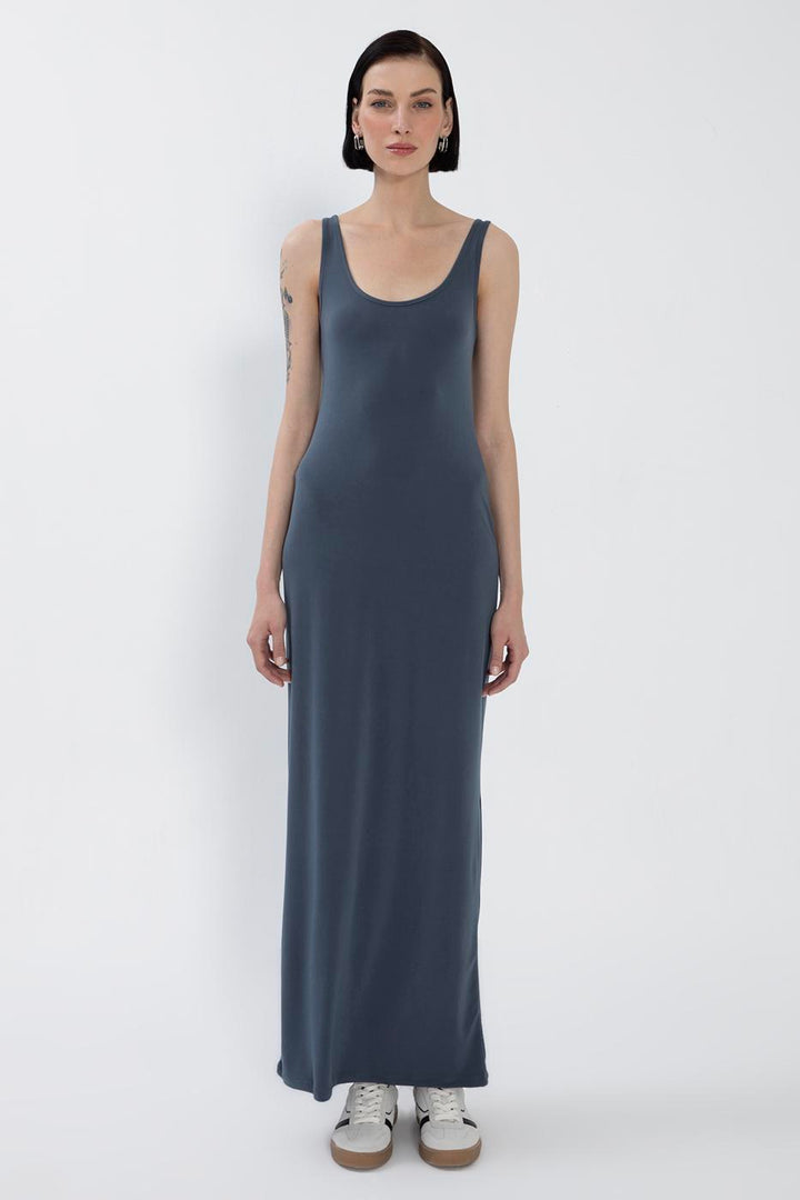 BSL Women Wide Collar Sleeveless Maxi Slim Fit Dress - Peterborough
