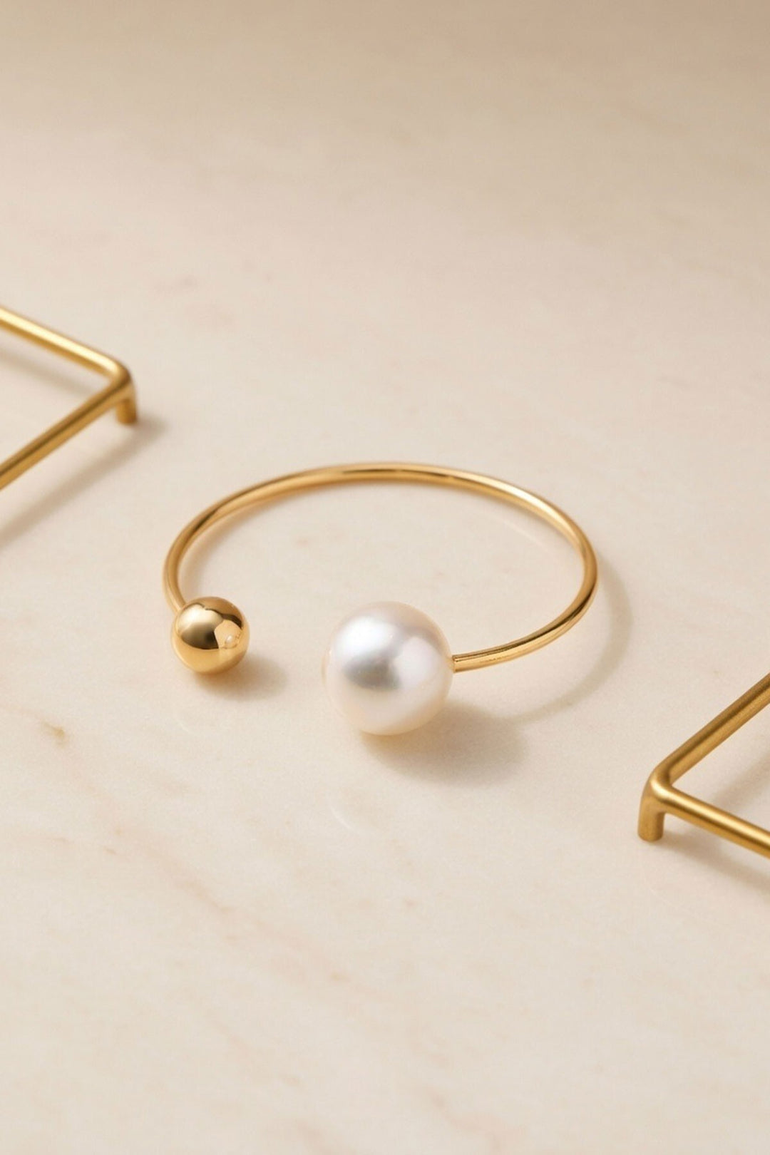 Gold İnci Detaylı Minimalist Bileklik - Medemblik