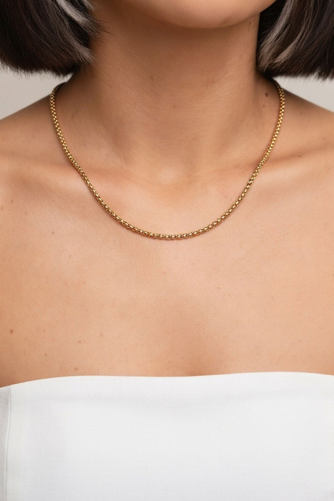 Gold Minimalist İnce Zincir Kolye - Badajoz