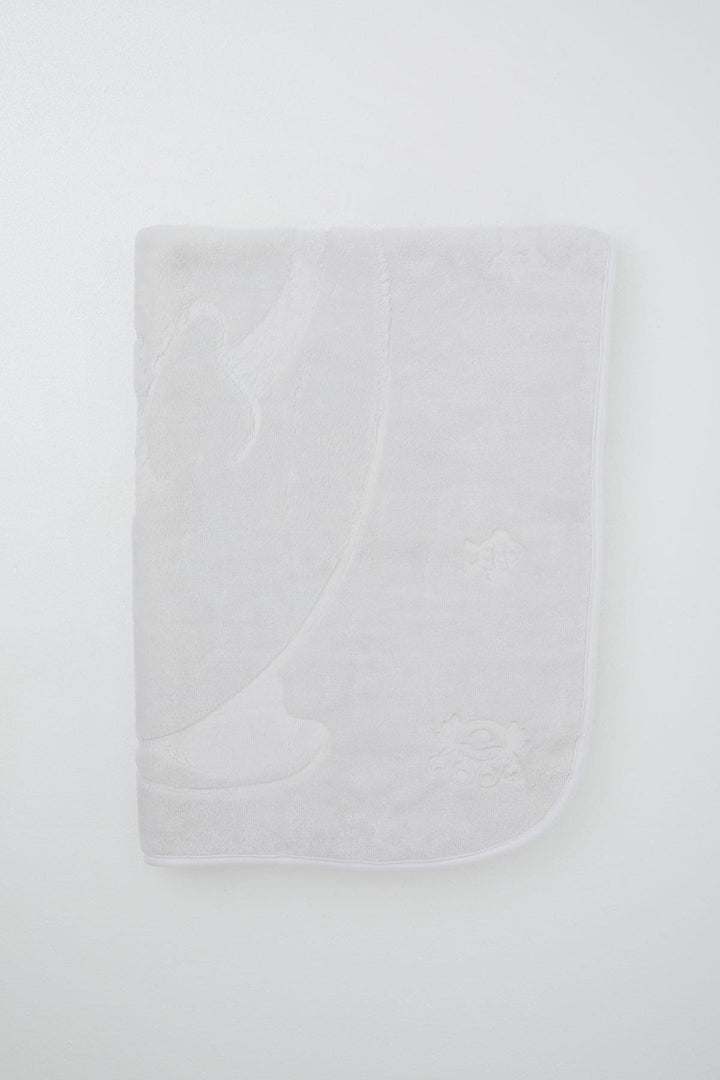 BRE Golden Golden Newborn Baby Blanket Embossed Embossed Dolphin Printed Standard, Light Grey - Calumet City