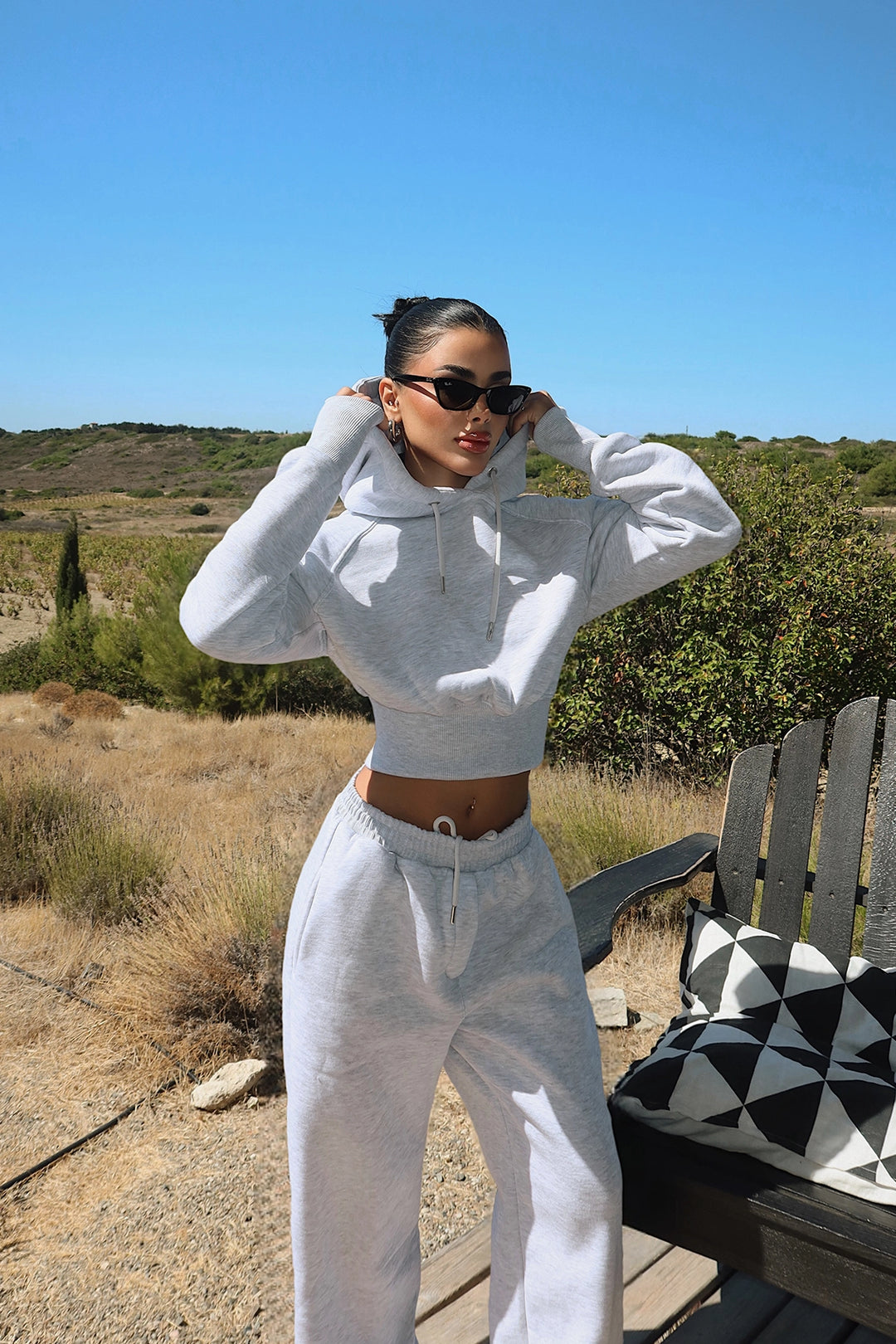 EYY Women Gray Scarf Hooded Tracksuit - Hennef