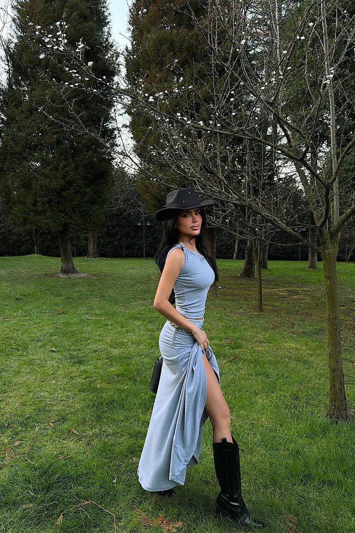 EYY Women Grey Skirt Set - Ciudad Lázaro Cárdenas