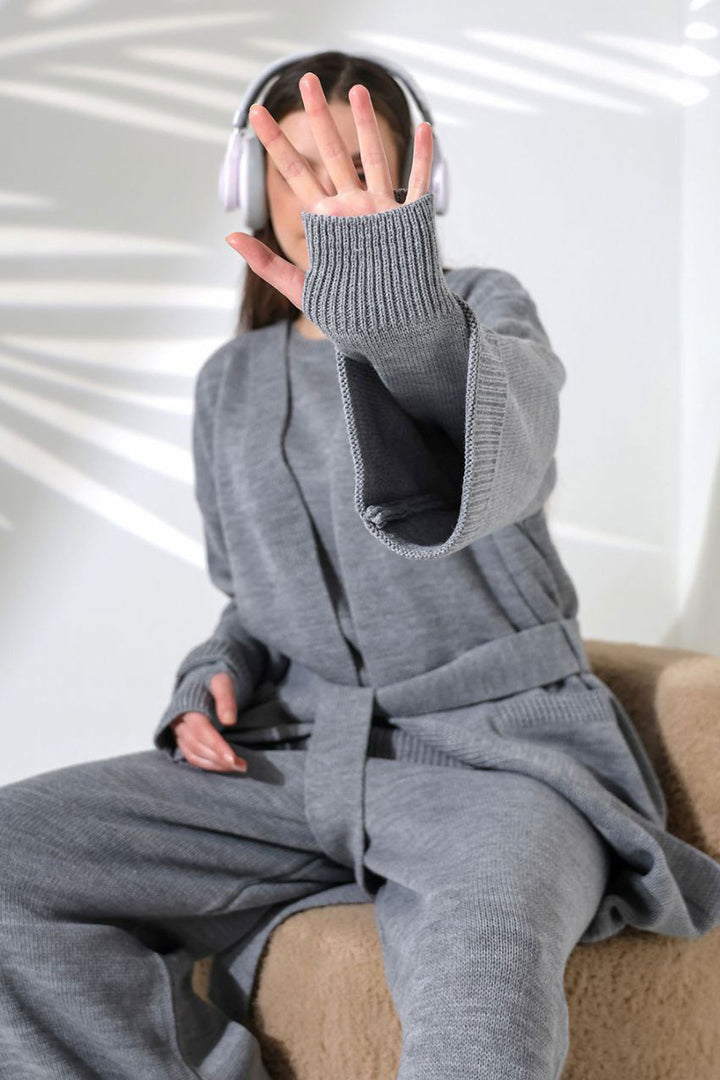 Gray Bicycle Collar Blouse, Cardigan, and Pants 3 Piece Knitwear Set BCES-252041 - Braunschweig