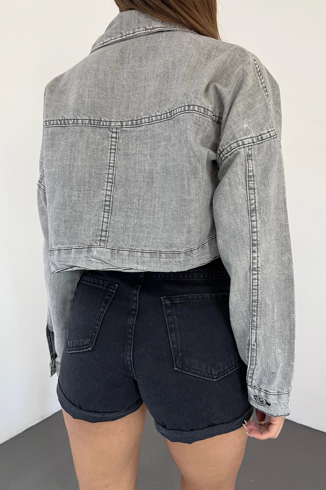 Gray Double Pocket Zippered Washed Crop Denim Jacket BCDF-235410 - Bartlett