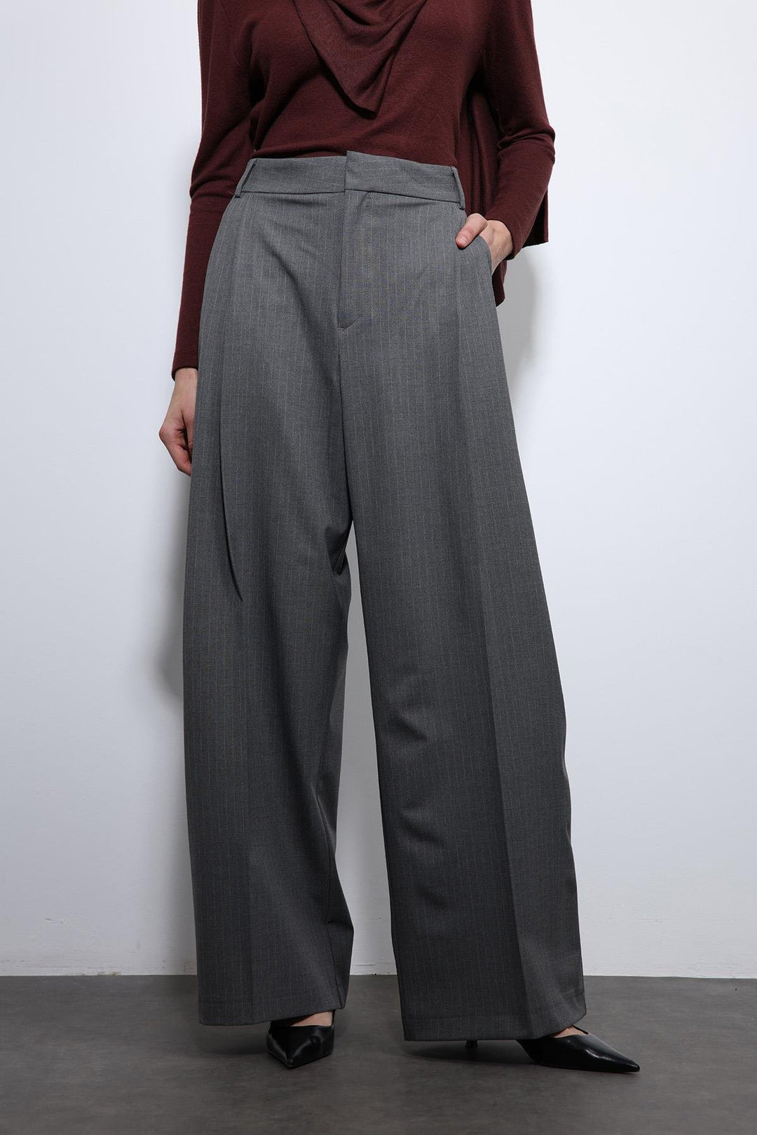 ANT Antioch Gri Çizgili Geniş Paça Pantolon - Freiburg im Breisgau