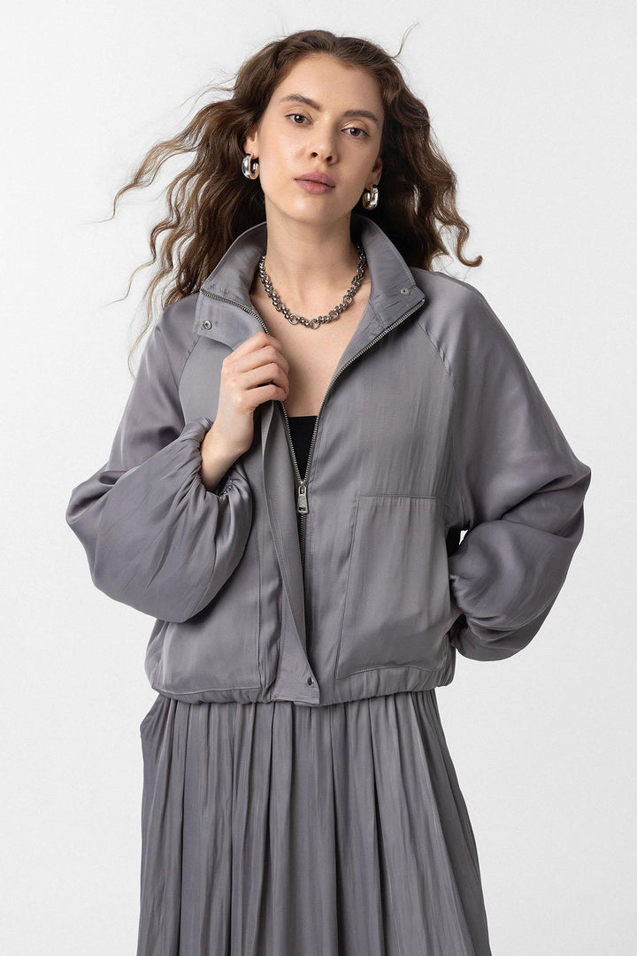 ANT Antioch Gray V-neck Slim Woman Bomber Jacket - Leonberg