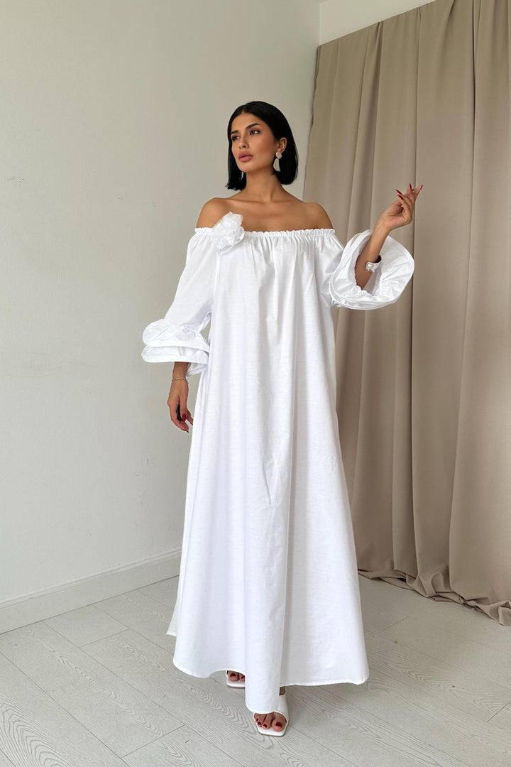 ELS Rose Accessorized Madonna Dress - White - Aranjuez