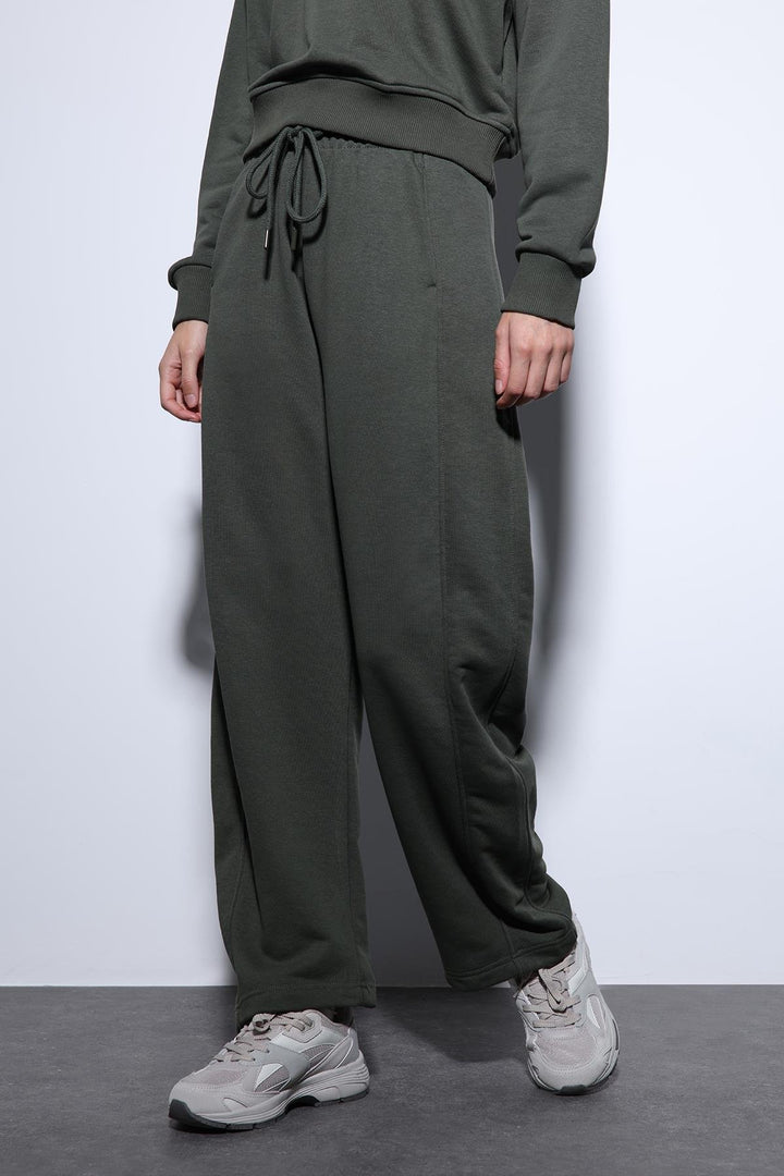 ANT Antioch Haki Basic Straight Leg Women's Sweatpants - Naples