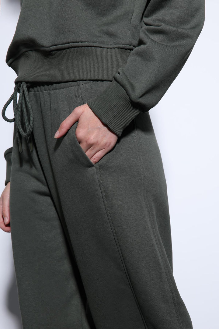 ANT Antioch Haki Basic Straight Leg Women's Sweatpants - Naples