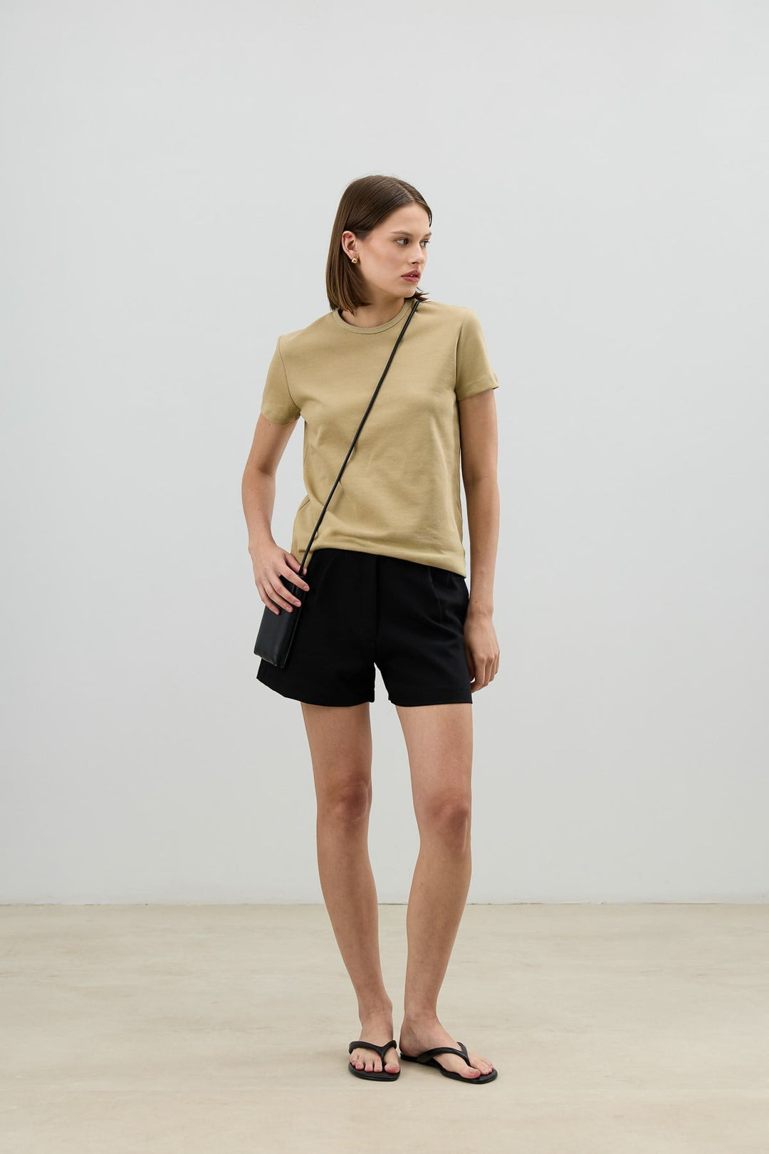 ANT Antioch Haki Basic Kadın T-Shirt - Elk Grove