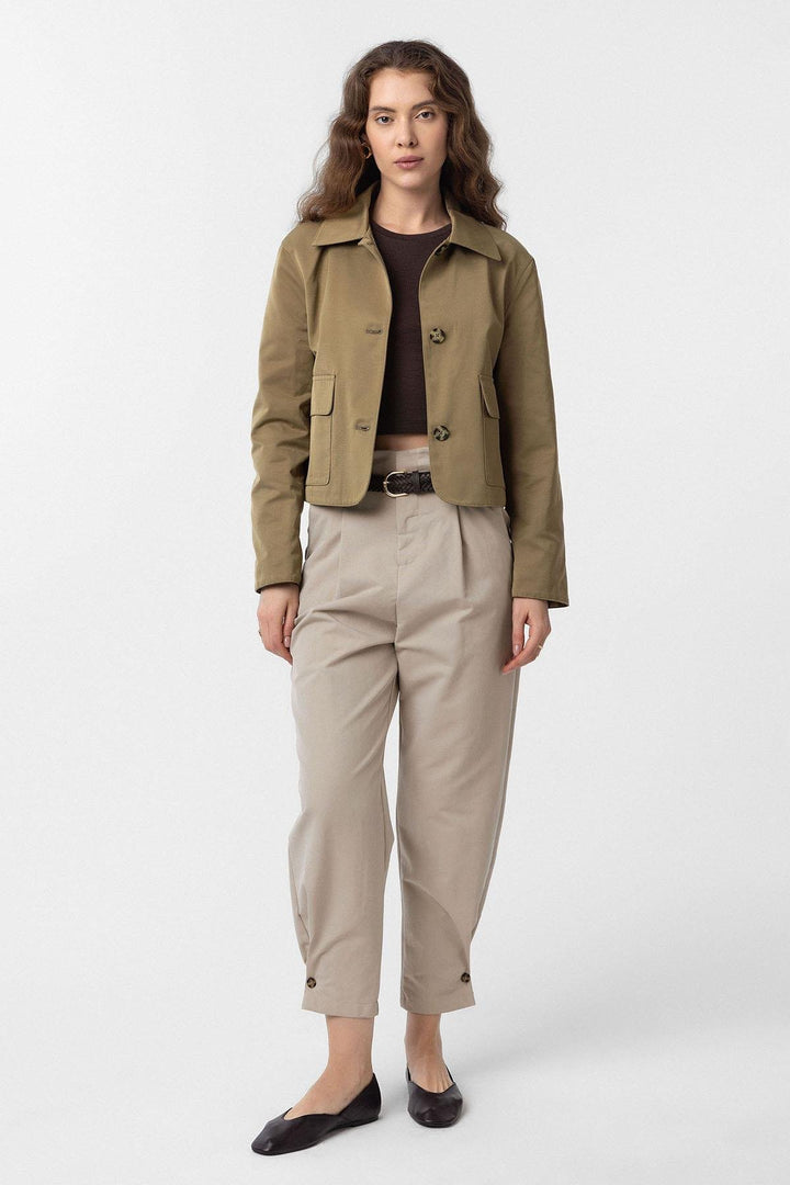 ANT Antioch Haki Woman Seasonal Thin Short Jacket - Manhattan Beach