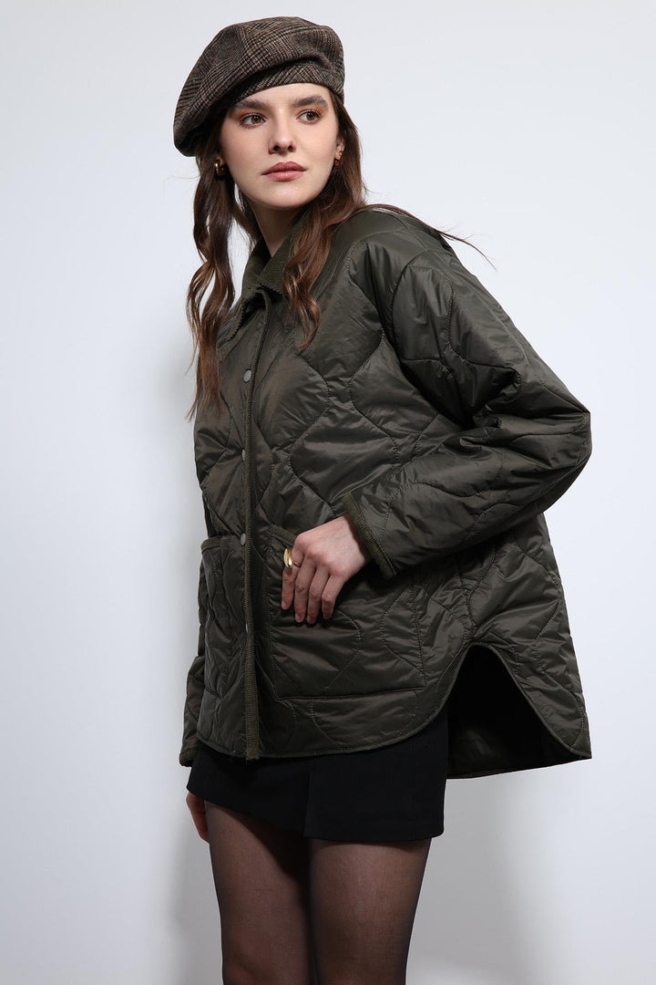 ANT Antioch Haki Kontrast Yaka Desenli Mont - Slavuta