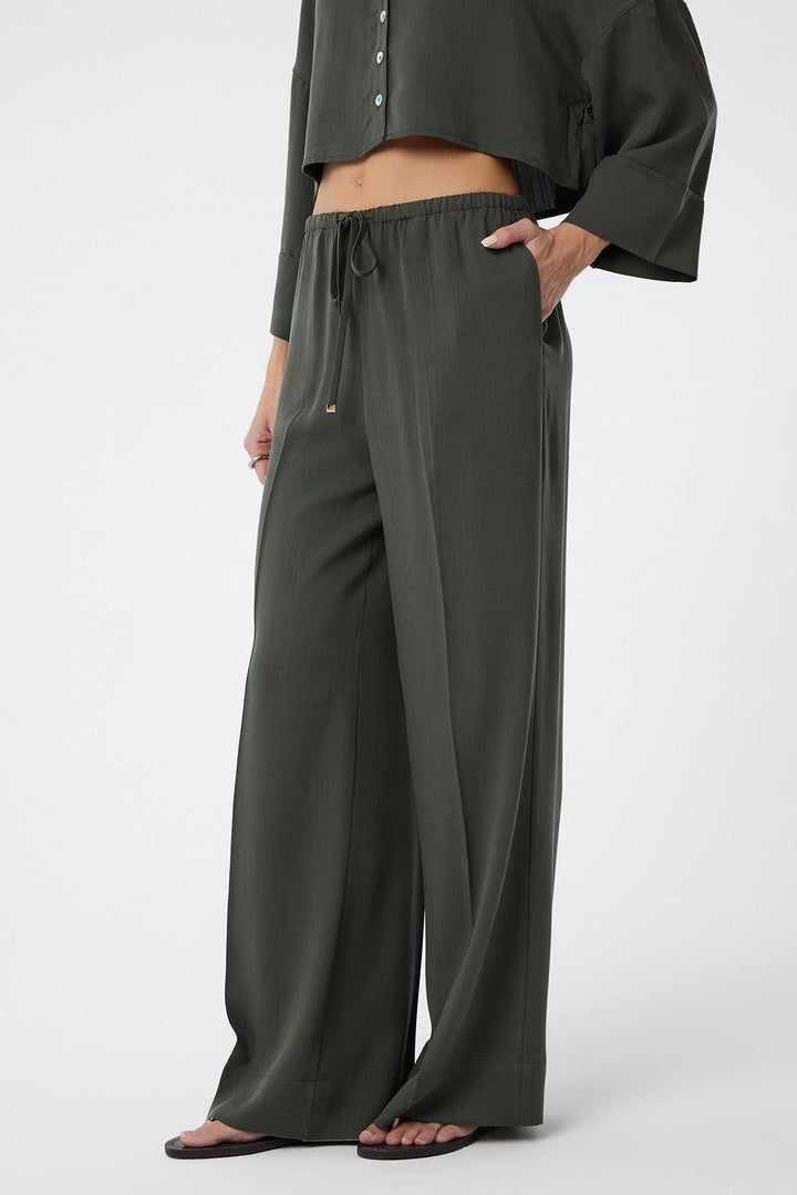 ANT Antioch Haki Relaxed Women's Pants - Coburg