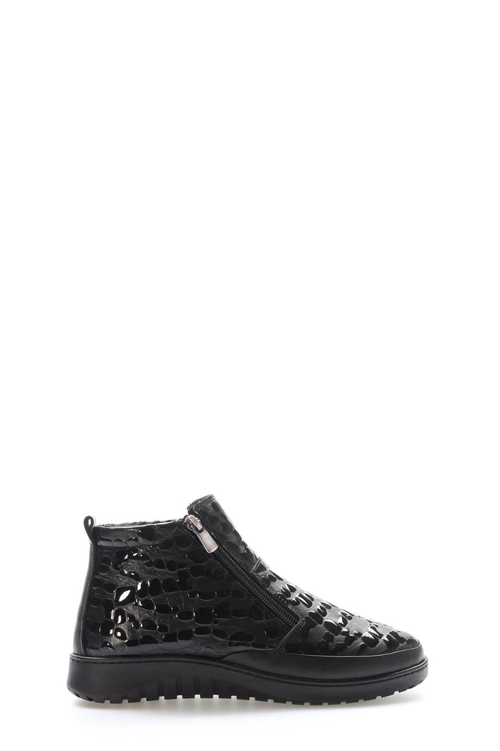 FST Genuine Leather Women's Short Heeled Boot 972SZA7560 Black Croc - San Clemente
