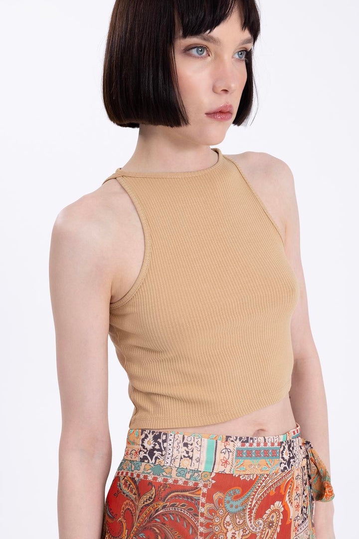 BSL Women Halter neck crop body - Trujillo Alto