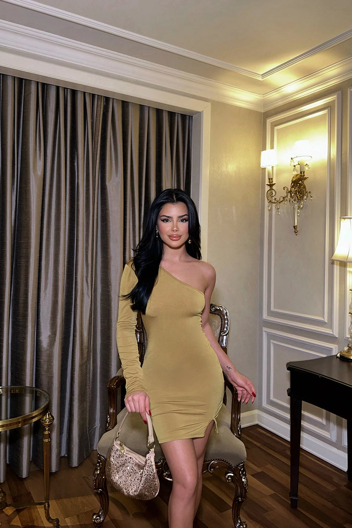 فستان EYY نسائي قصير الأكمام بأكمام واحدة - سان دييغو