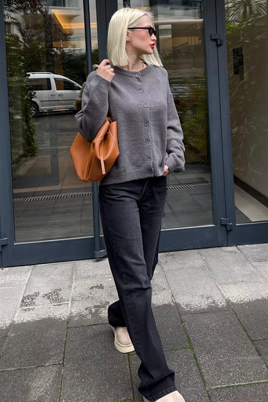 MDX Antrasit Rahat Kalıp Düğmeli Triko Kadın Hırka MG2552 - Ciudad Río Bravo