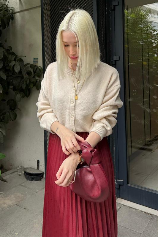 MDX Ekru Rahat Kalıp Düğmeli Triko Kadın Hırka MG2552 - Lake Oswego