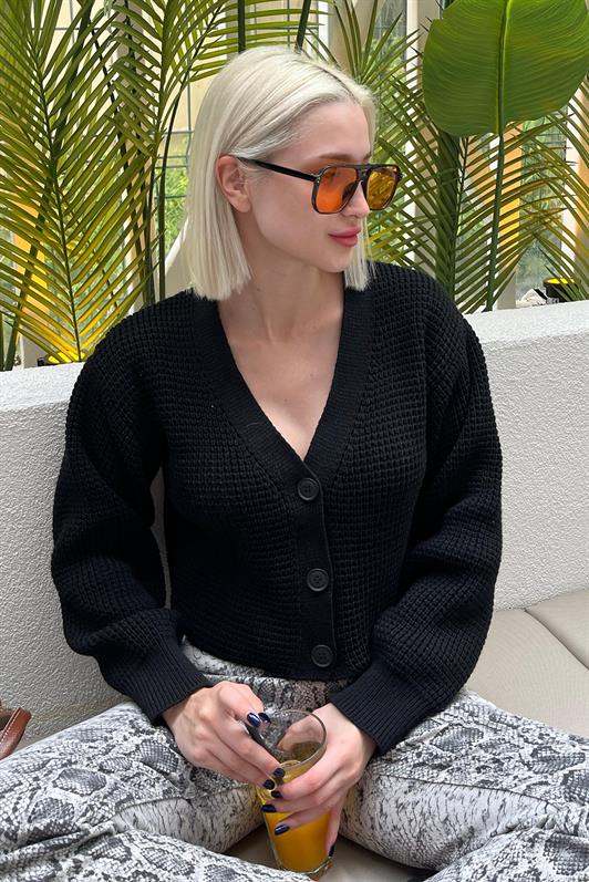 MDX Black Long Sleeve Buttoned Crop Cardigan MG2198 - Middelburg