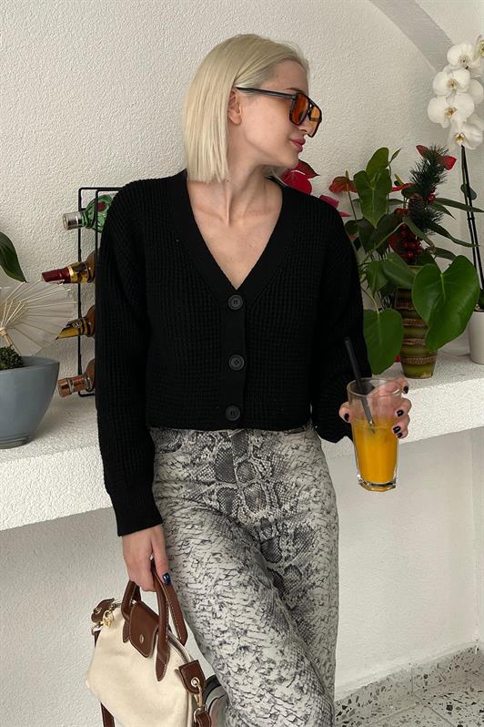 MDX Black Long Sleeve Buttoned Crop Cardigan MG2198 - Middelburg