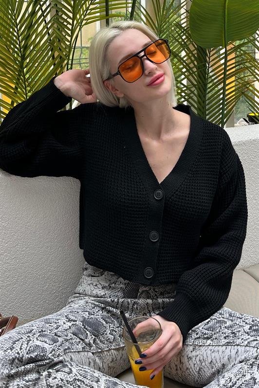 MDX Black Long Sleeve Buttoned Crop Cardigan MG2198 - Middelburg