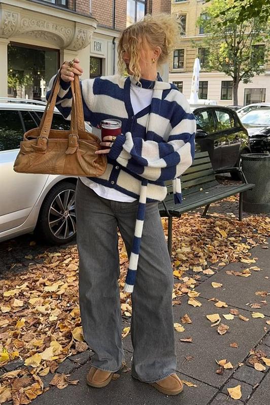 MDX Lacivert Çizigli Atkılı Kadın Triko Hırka MG2588 - San Felipe Orizatlán