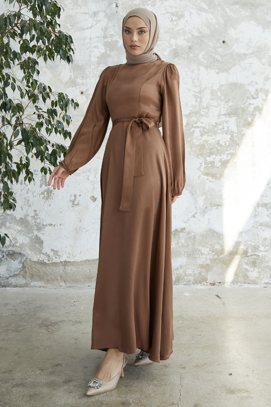 MDS Women Belted Balloon Sleeve Satin Dress - Camel - Worms