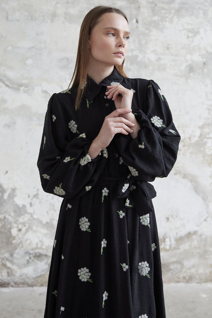 MDS Women Floral Embroidered Linen Dress - Black - Zürich