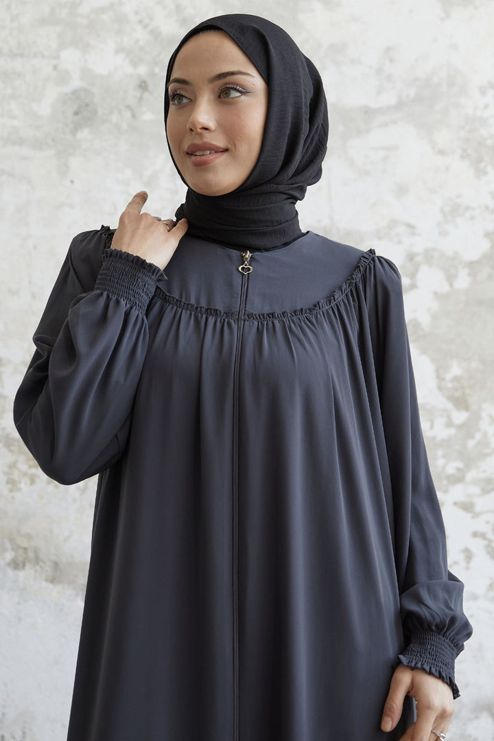 MDS Women Sleeve Tip Pleated Flared Abaya - Anthracite - Lierre