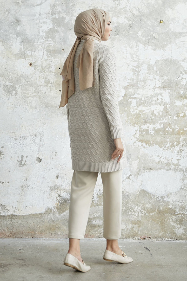 MDS Women Mosya Pocket Buttoned Knit Cardigan - Ecru - Everett