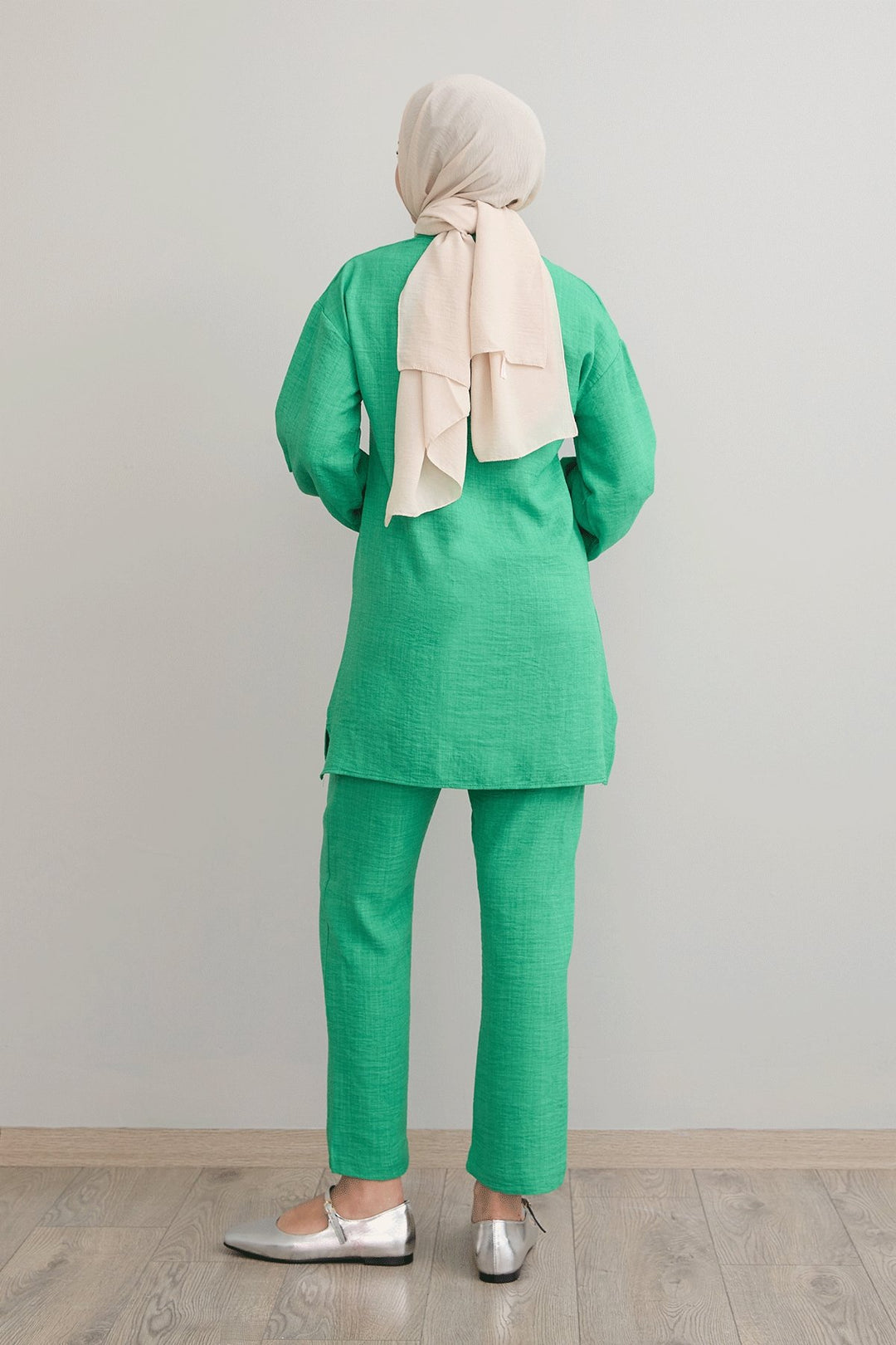 MDS Women Leaf Stone Processing Green Linen Set - Berdiansk