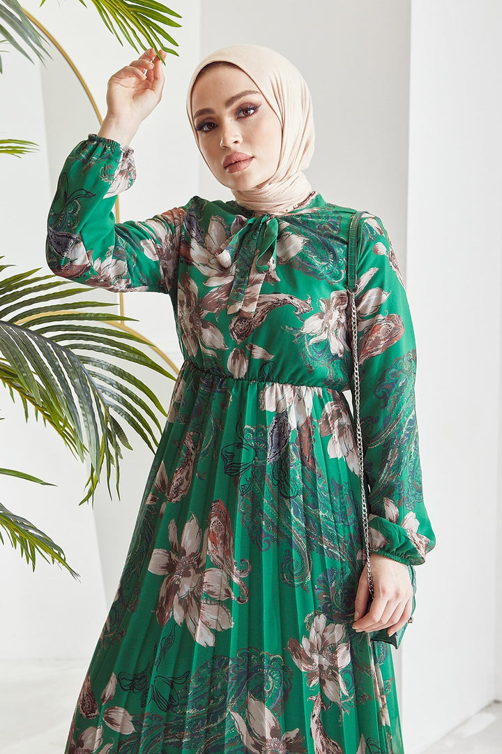 MDS Women Serena Flower Pattern Pleated Chiffon Dress - Emerald Green - Palencia