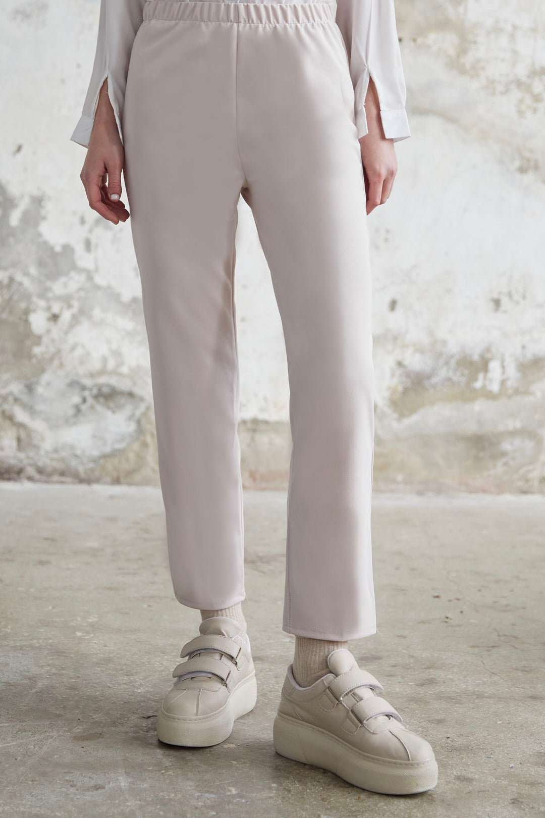 MDS Women Slim Fit Straight Leg Pants - Stone - Biel/Bienne