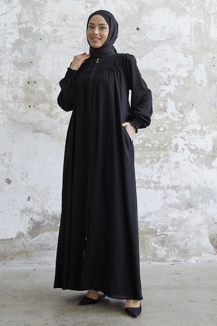 MDS Women Sleeve Tip Ruffled Abaya - Black - San Felipe del Progreso