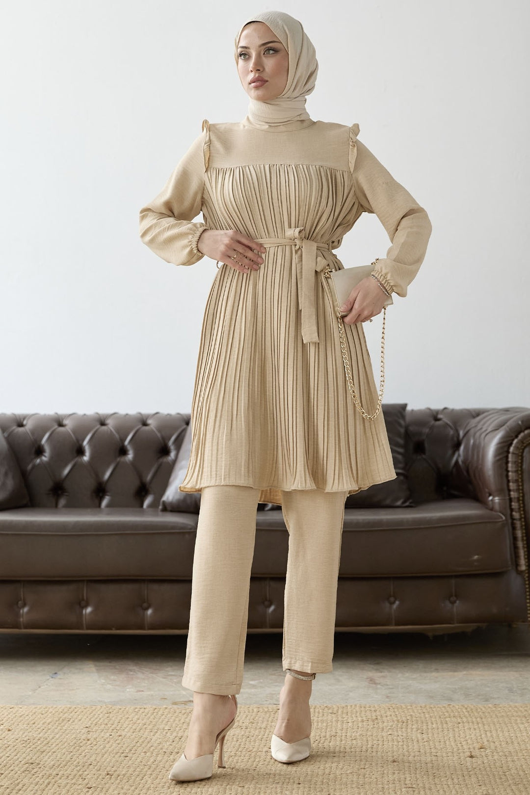 MDS Women Front Pleated Ruffle Detail Set - Beige - Guarda