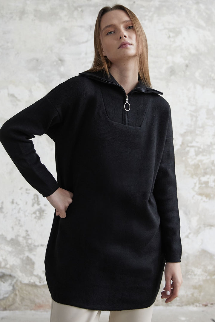 MDS Women Remy Zippered Sweater - Black - Pakenham