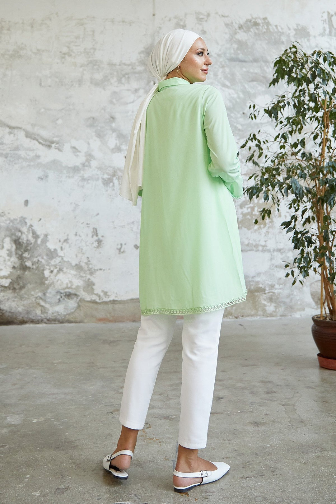 MDS Women Button-Detailed Shirt with Tied Cuff - Water Green - Beckenham