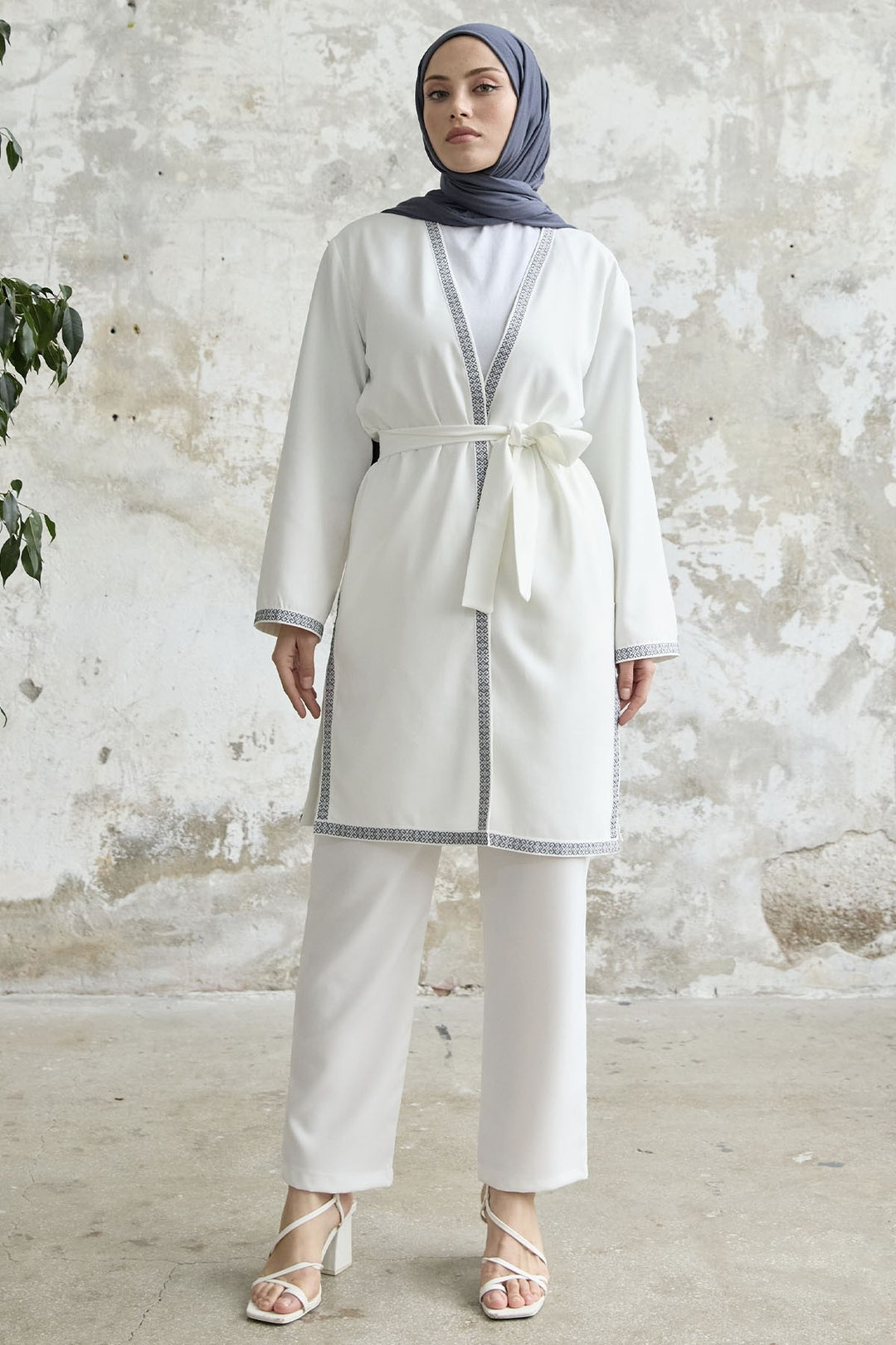 MDS Women Embroidered Patterned Kimono Set - White - Kawartha Lakes
