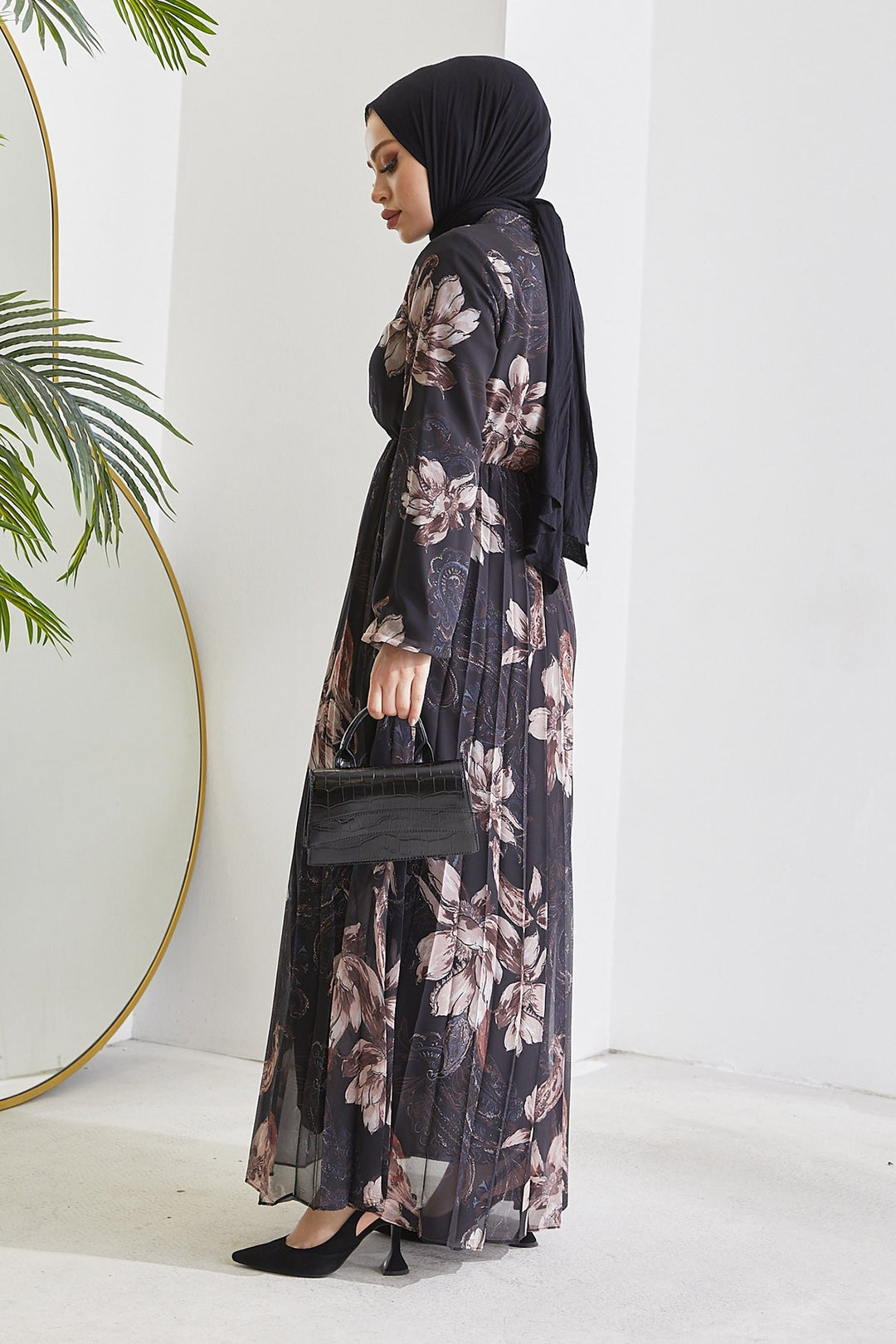 MDS Women Serena Flower Pattern Pleated Chiffon Dress - Black - Fondi
