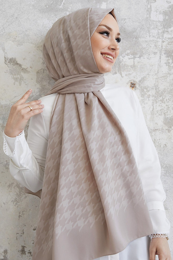 MDS Women Home Kazayağı Pattern Silky Jacquard Shawl - Beige - Frisco