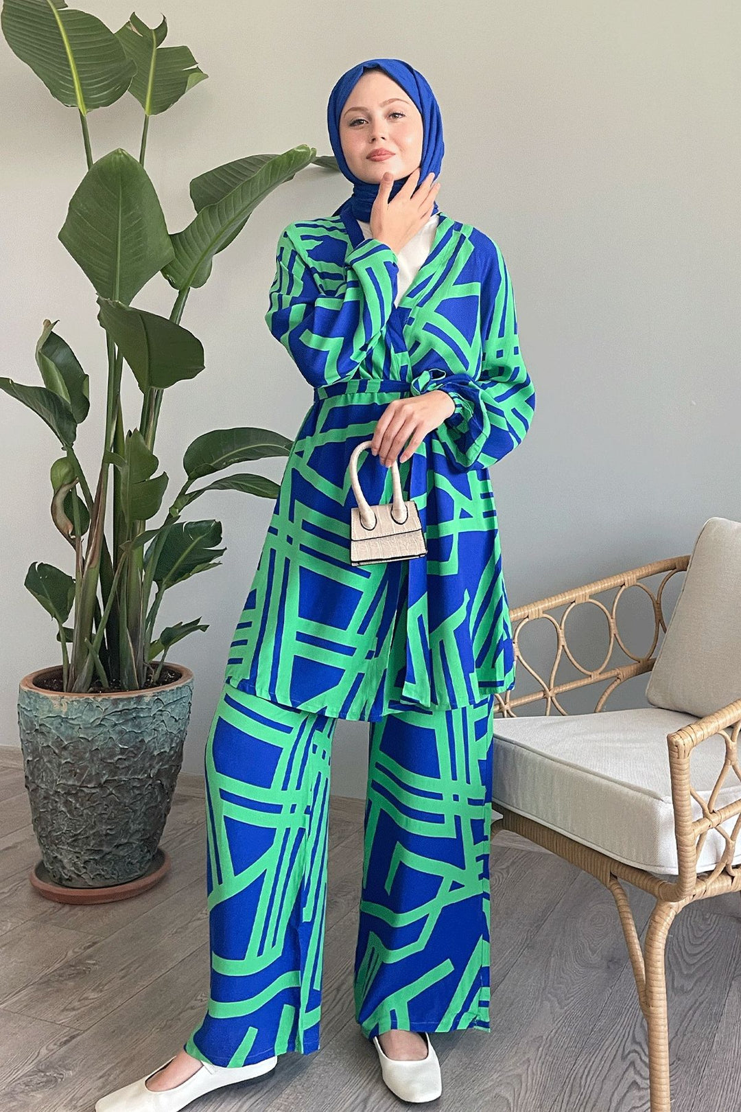 MDS Women Striped Green Viscose Set - Lima
