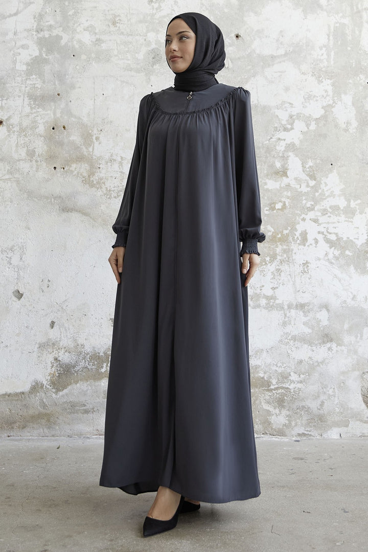 MDS Women Sleeve Tip Pleated Flared Abaya - Anthracite - Lierre