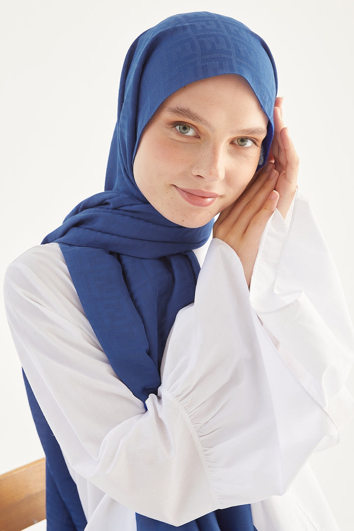 MDS Women Handwoven Jacquard Cotton Scarf - Indigo - Buderim