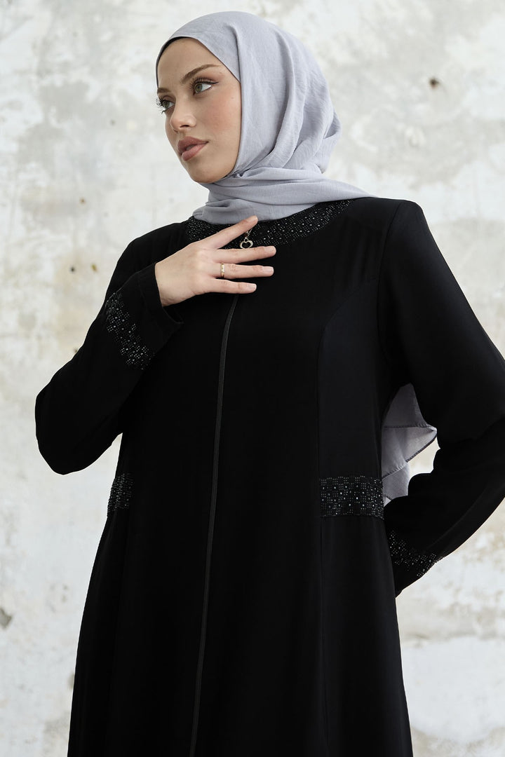 MDS Women Stone-embellished Abaya with Collar and Sleeves - Black - Varash