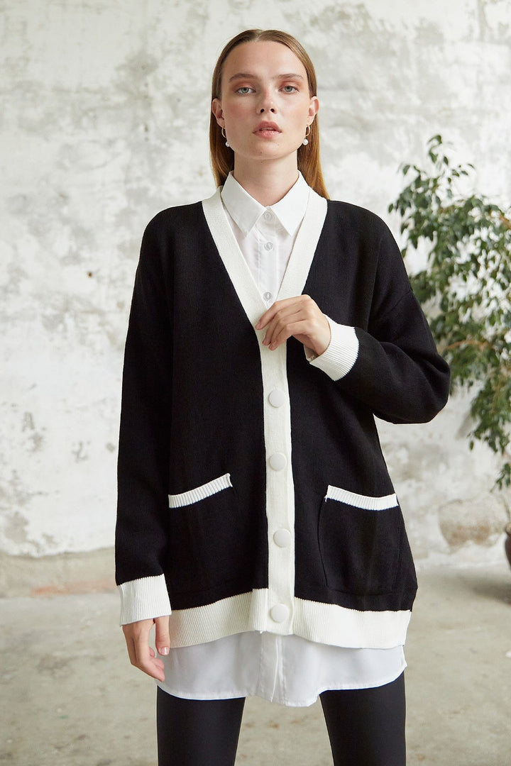 MDS Women Vega Pocket Sweater - Black - Mandurah