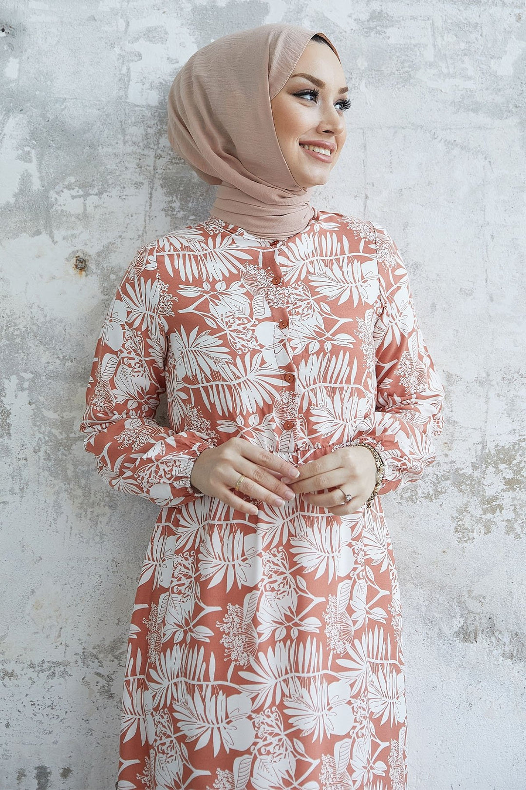 MDS Women Fale Complex Leaf Patterned Viscose Dress - Salmon - Sint-Truiden