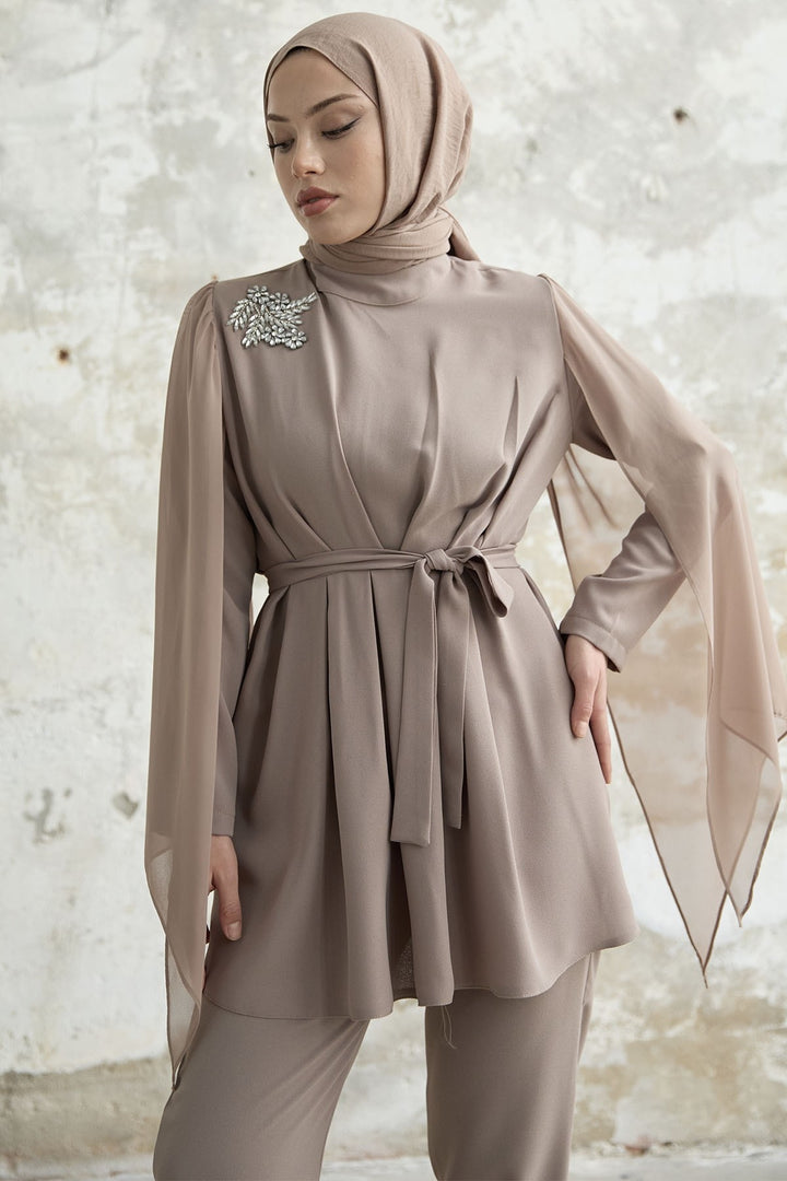 MDS Women Stone-Accented Tulle Crepe Set - Beige - Lleida