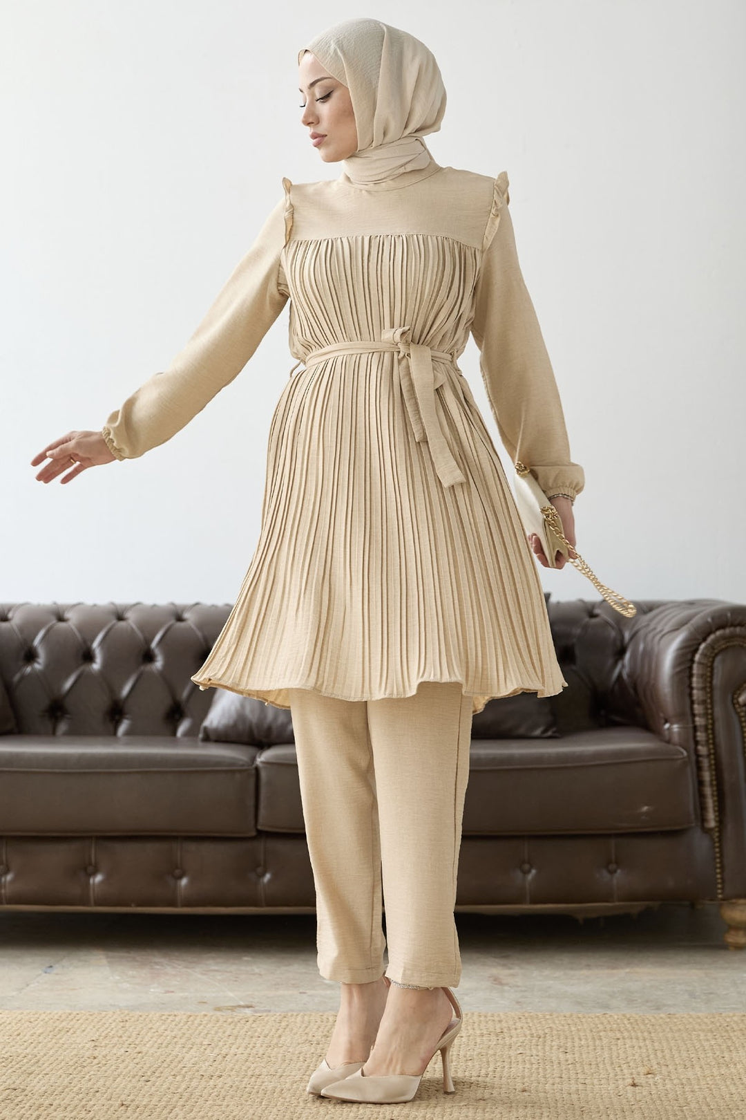 MDS Women Front Pleated Ruffle Detail Set - Beige - Guarda