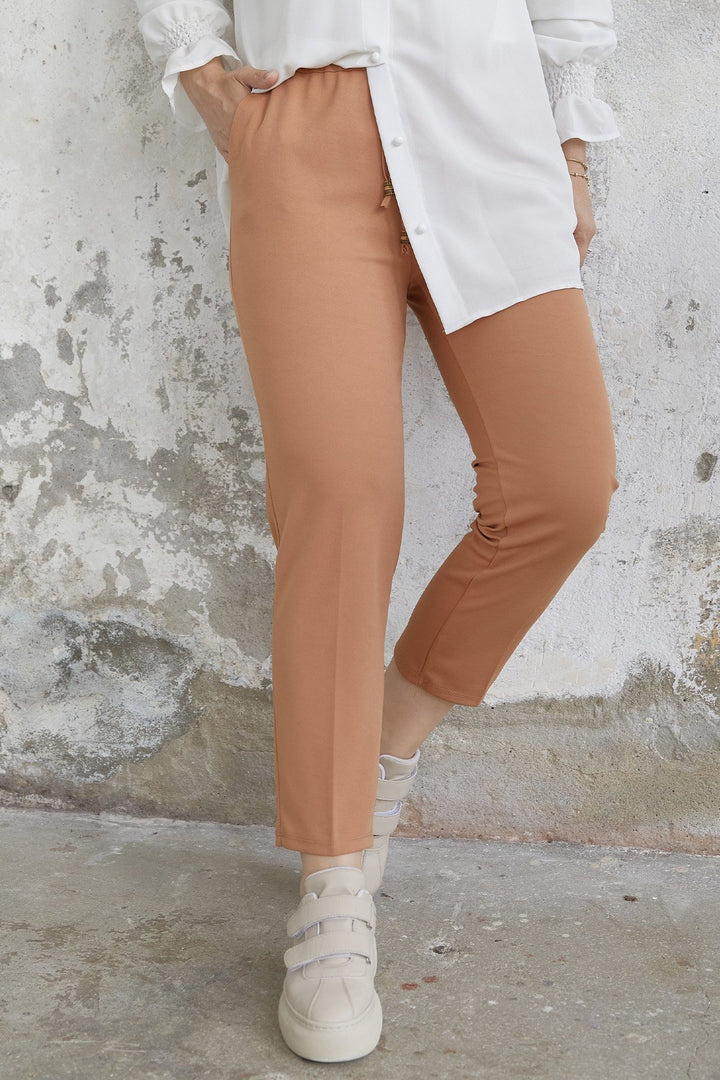 MDS Women Elastic Waist Lycra Double Fabric Pants - Salmon - Penafiel